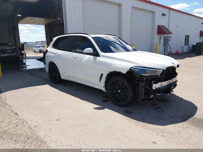 BMW X5 M50I 2021