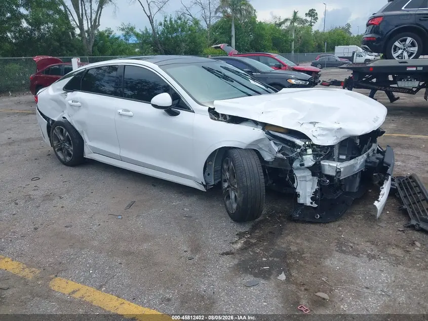 Kia K5 Ex 2023