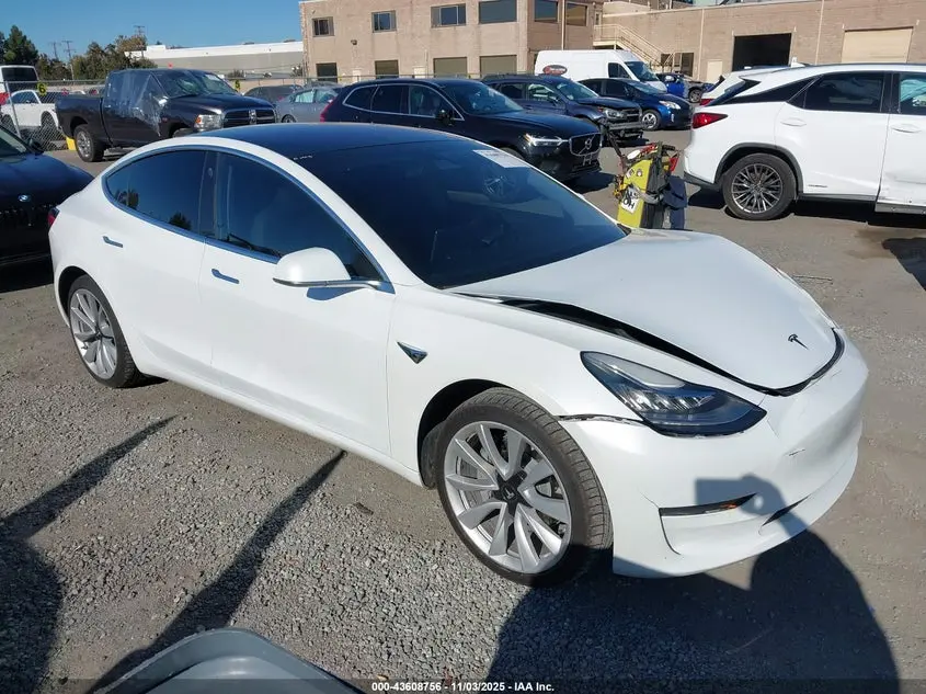 Tesla Model 3 Long Range/Mid Range 2018