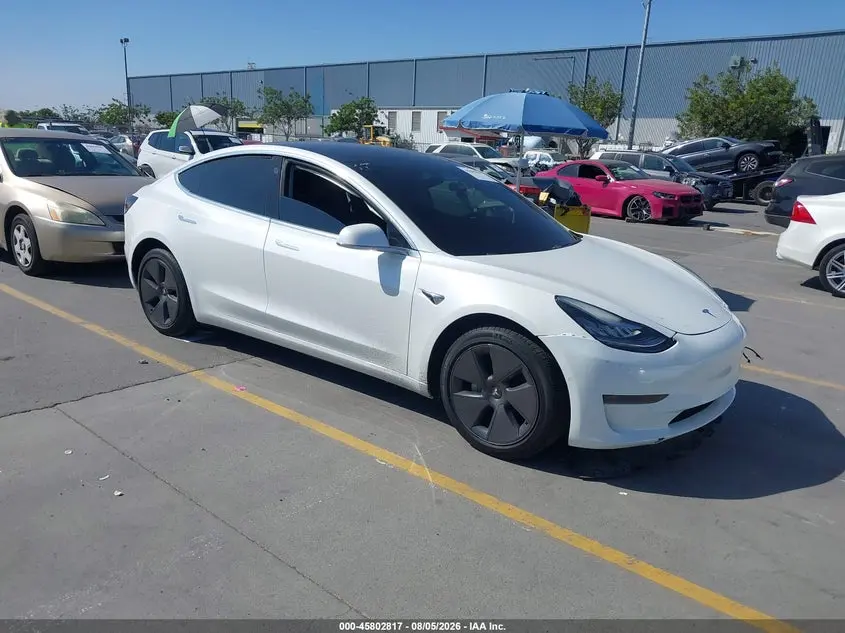 Tesla Model 3 Standard Range Plus Rear-Wheel Drive/Standard Range Rear-Wheel Drive 2020
