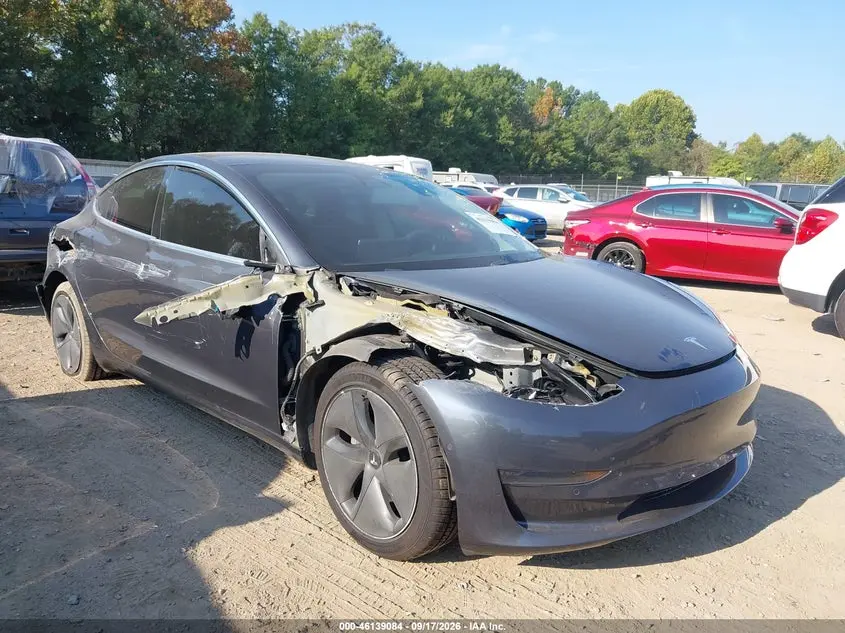 Tesla Model 3 Standard Range Plus Rear-Wheel Drive/Standard Range Rear-Wheel Drive 2020