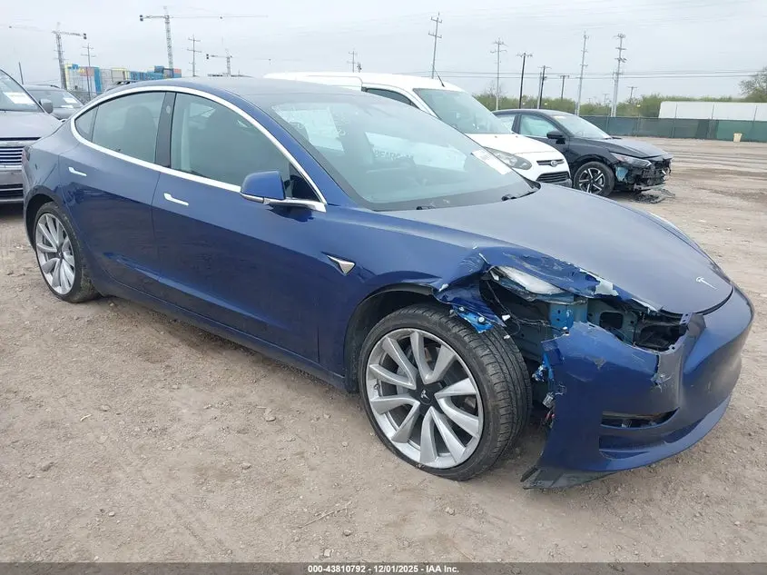 Tesla Model 3 Standard Range Plus Rear-Wheel Drive/Standard Range Rear-Wheel Drive 2020