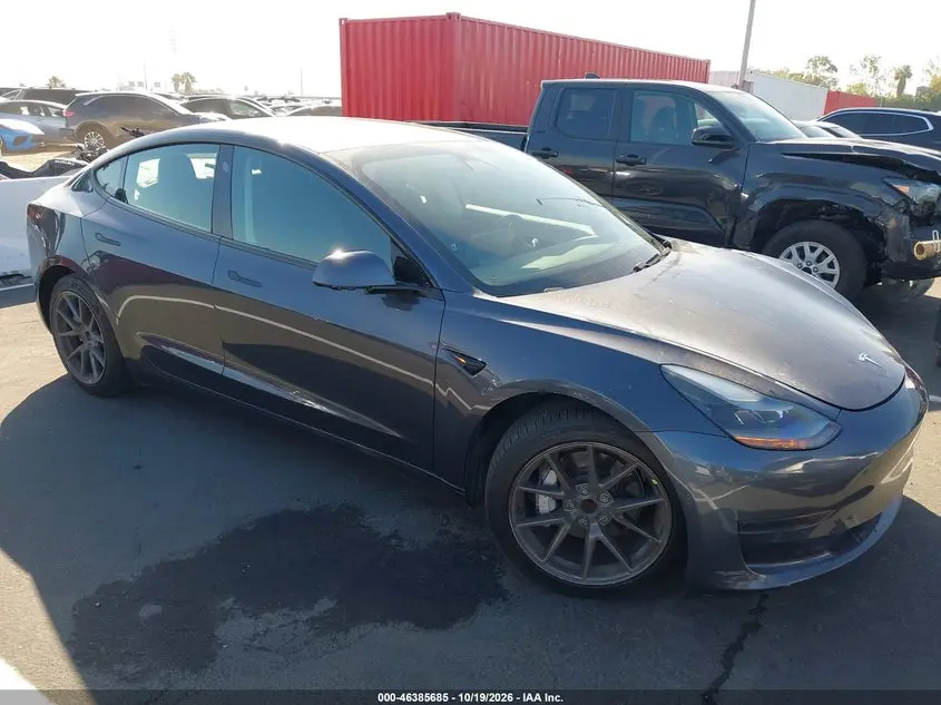Tesla Model 3 Standard Range Plus Rear-Wheel Drive 2021