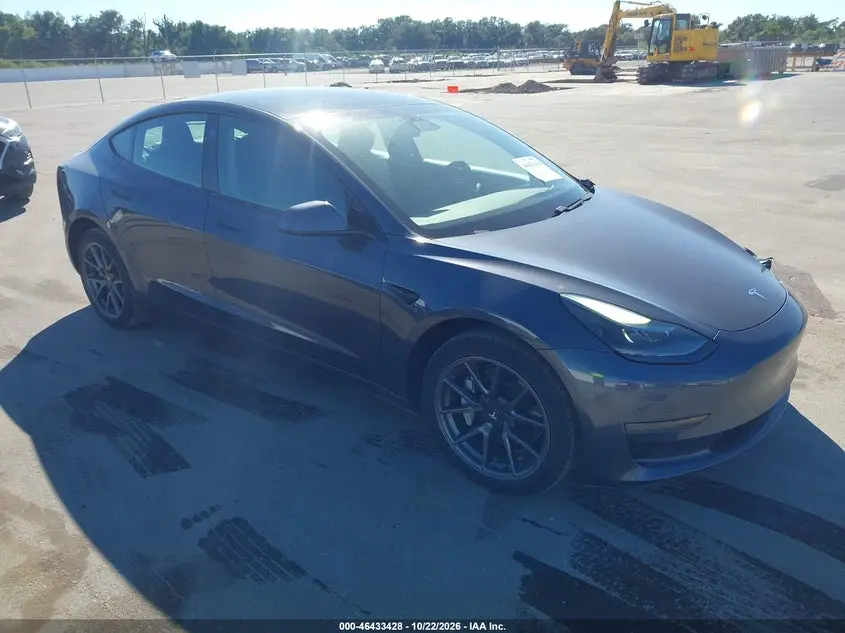 Tesla Model 3 Standard Range Plus Rear-Wheel Drive 2021