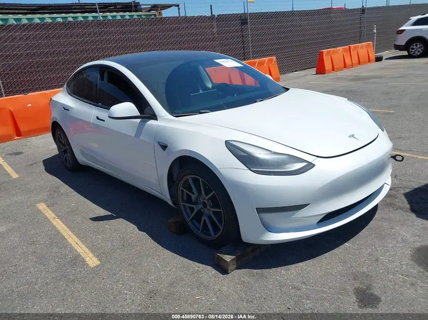 Tesla Model 3 Standard Range Plus Rear-Wheel Drive 2021