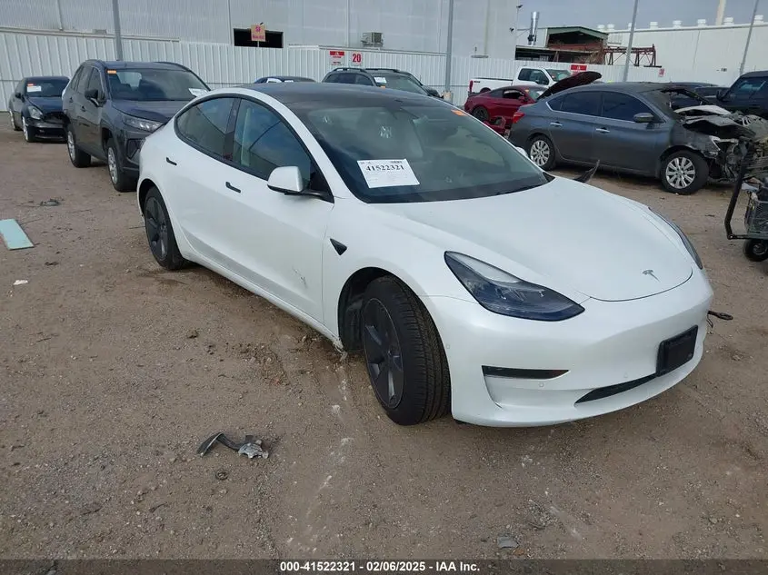 Tesla Model 3 Rear-Wheel Drive 2022
