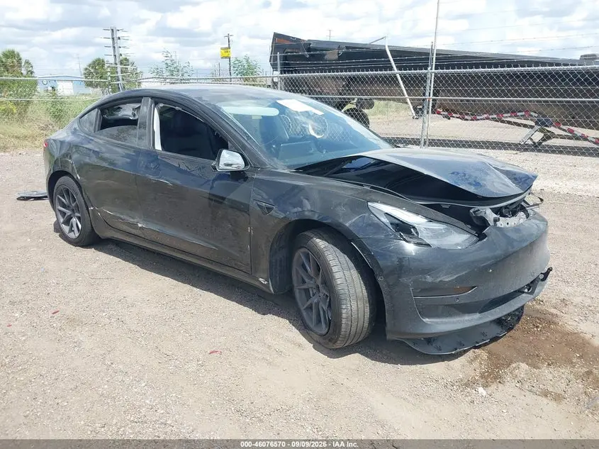 Tesla Model 3 Rear-Wheel Drive 2022