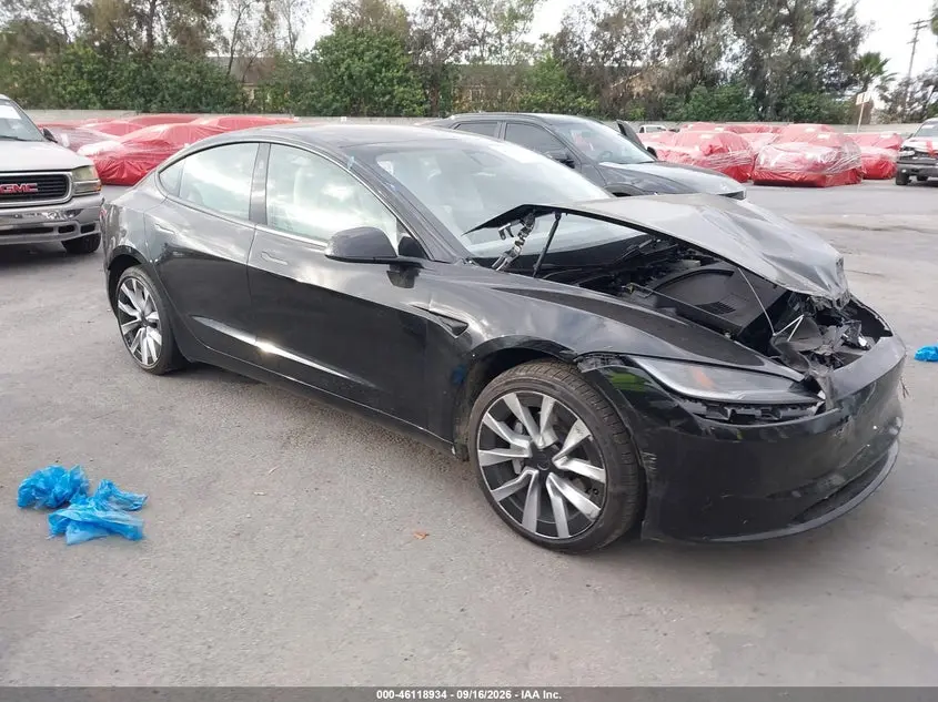 Tesla Model 3 Long Range Rear-Wheel Drive/Standard Rear-Wheel Drive 2025
