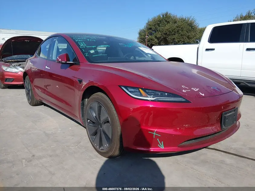 Tesla Model 3 Long Range Rear-Wheel Drive/Standard Rear-Wheel Drive 2025