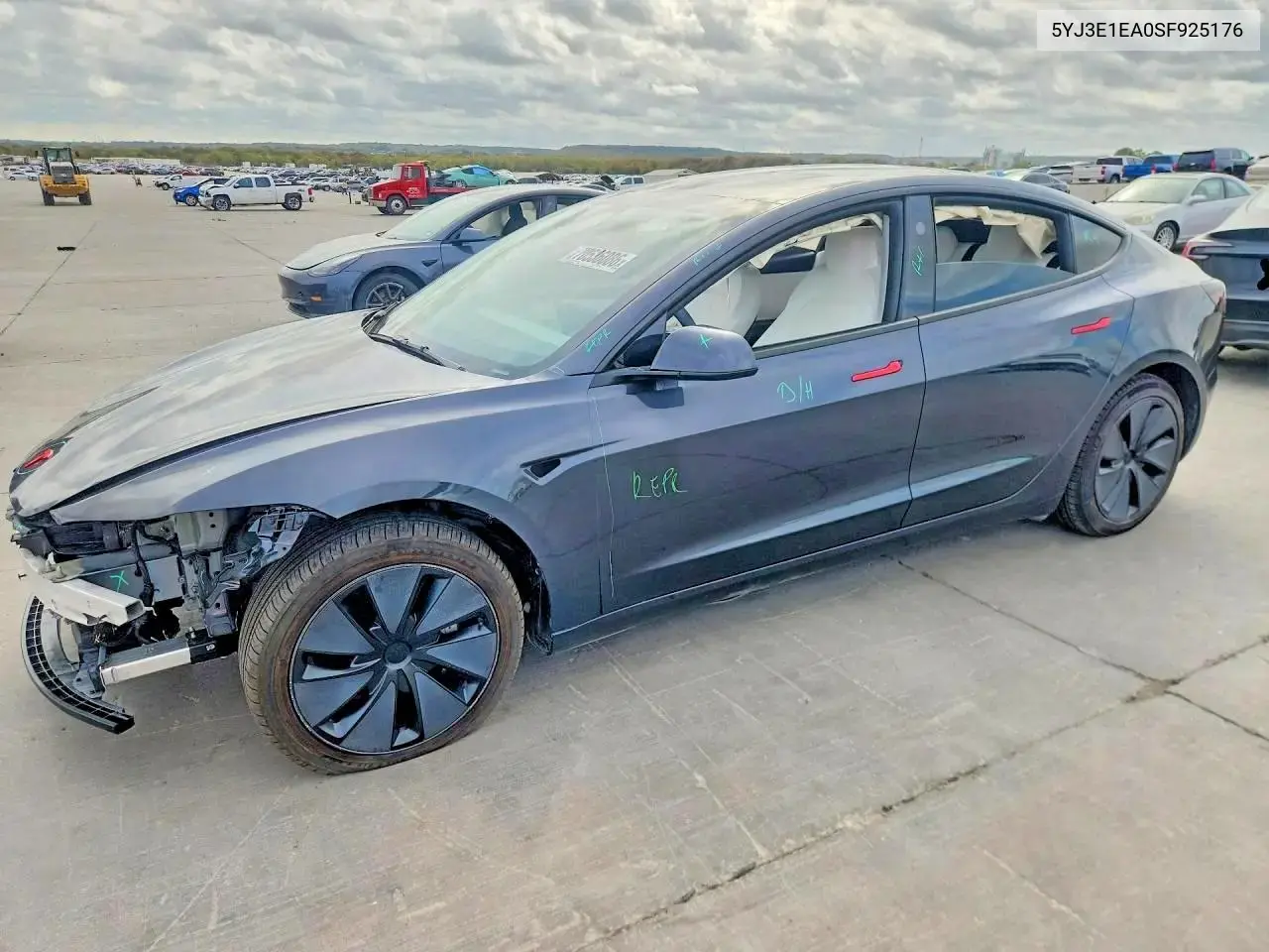 Tesla Model 3 2025