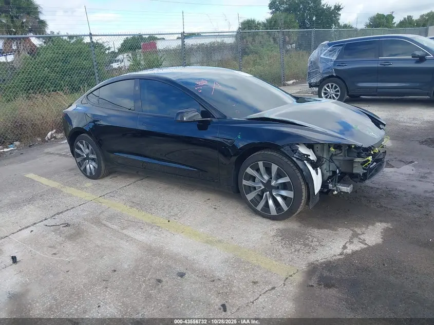 Tesla Model 3 Long Range Rear-Wheel Drive 2025
