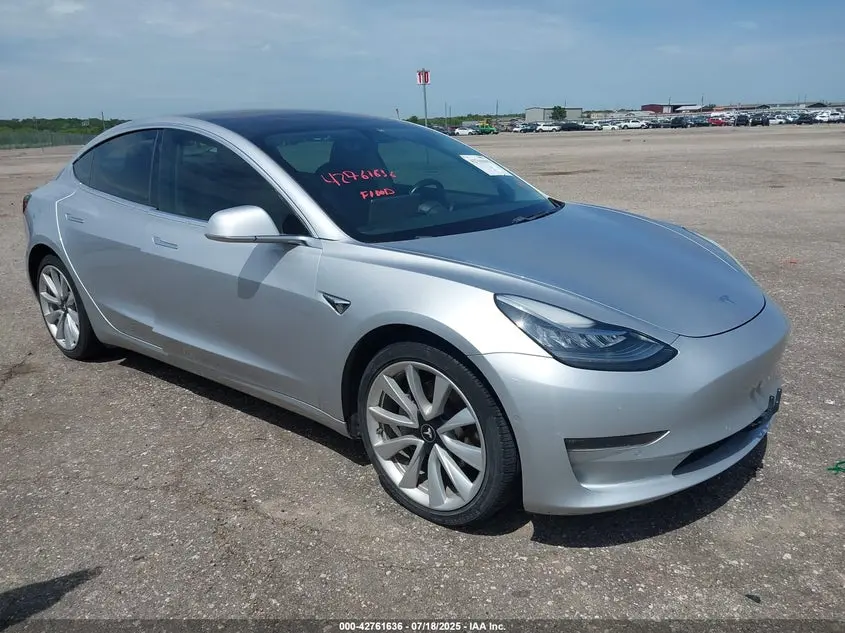Tesla Model 3 Long Range/Mid Range 2018