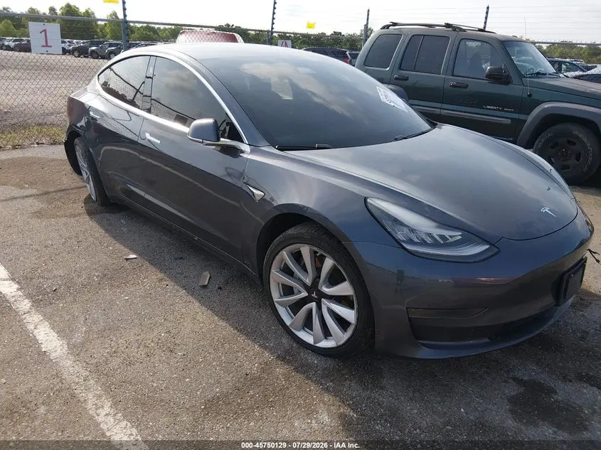 Tesla Model 3 Standard Range Plus Rear-Wheel Drive/Standard Range Rear-Wheel Drive 2020