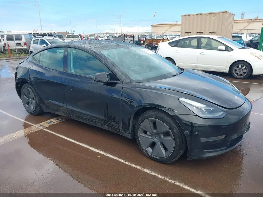 Tesla Model 3 Standard Range Plus Rear-Wheel Drive 2021