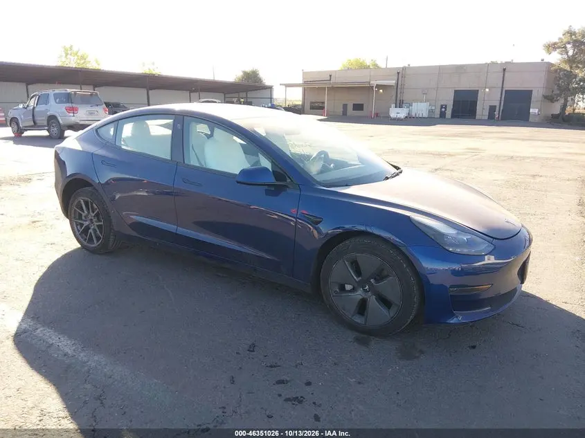 Tesla Model 3 Standard Range Plus Rear-Wheel Drive 2021