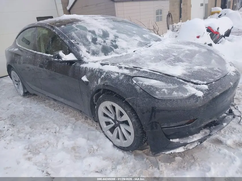 Tesla Model 3 Rear-Wheel Drive 2022