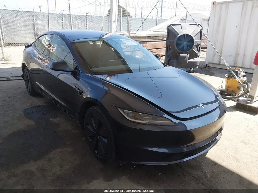 Tesla Model 3 2024