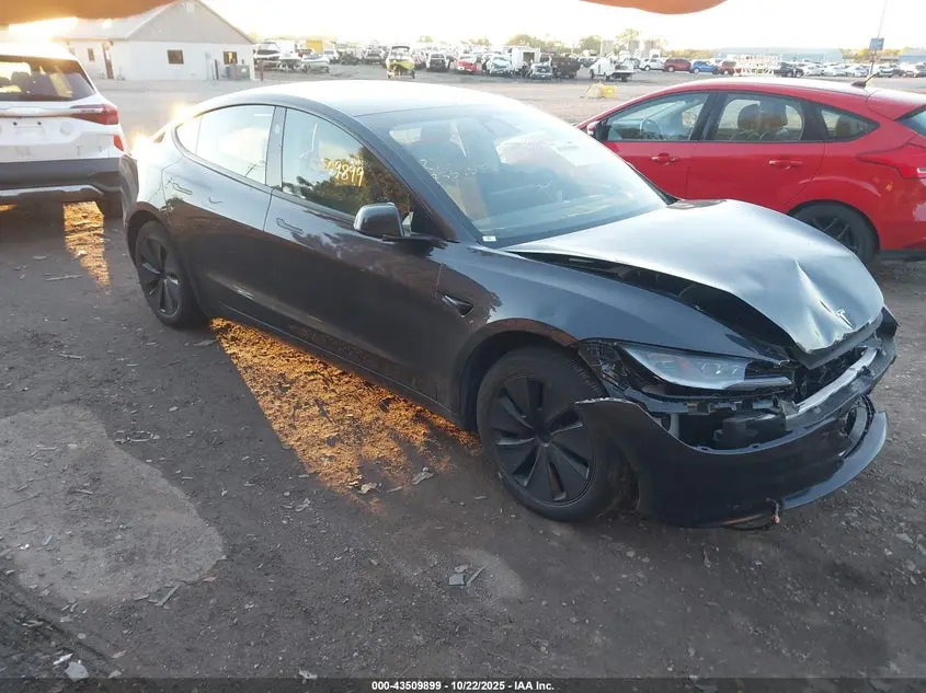 Tesla Model 3 Long Range Dual Motor All-Wheel Drive/Rear-Wheel Drive 2024