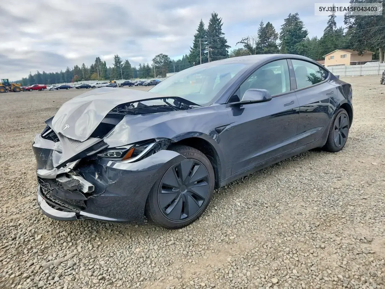 Tesla Model 3 2025