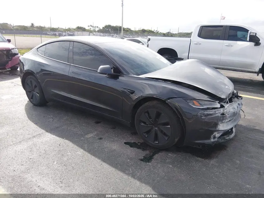 Tesla Model 3 Long Range Rear-Wheel Drive/Standard Rear-Wheel Drive 2025