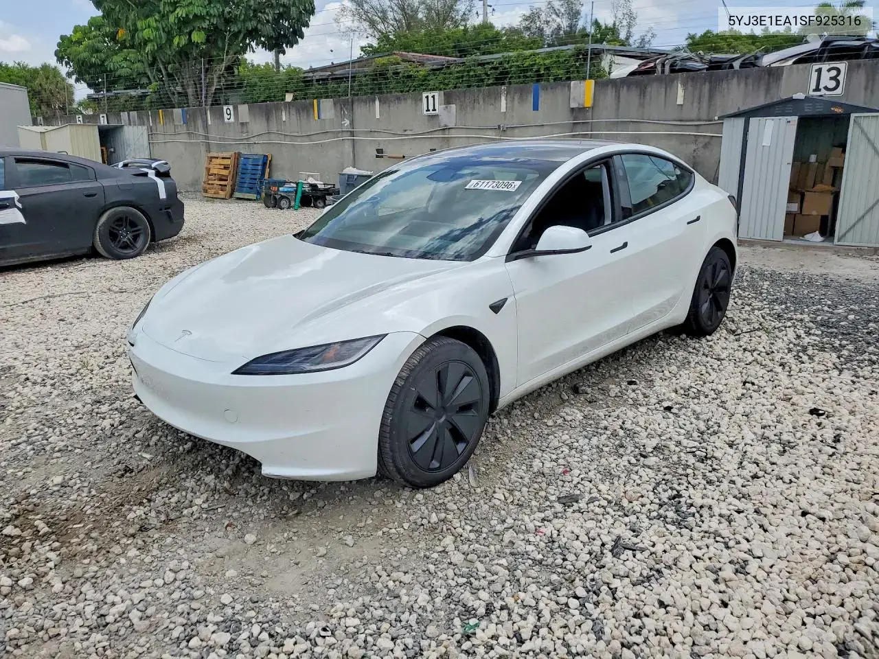 Tesla Model 3 2025