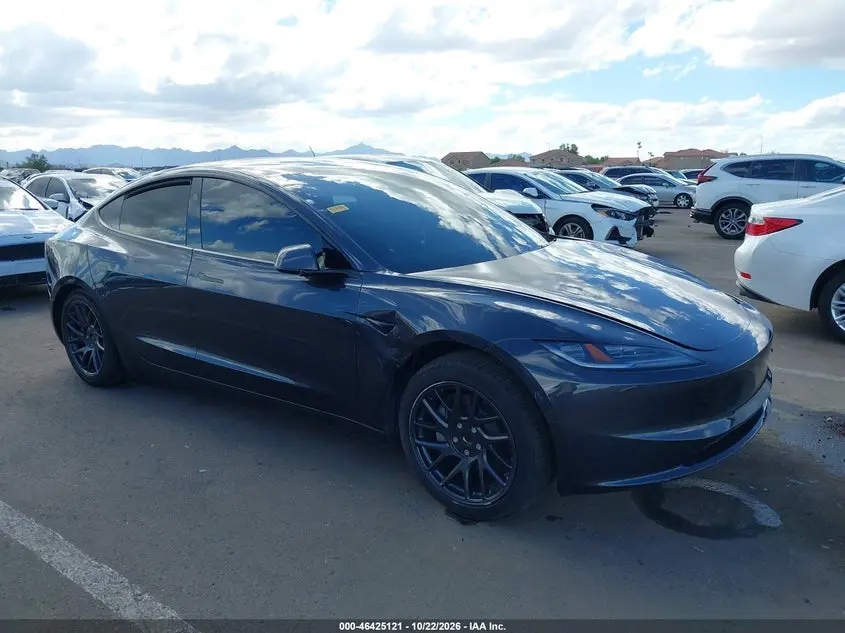 Tesla Model 3 Long Range Rear-Wheel Drive/Standard Rear-Wheel Drive 2025