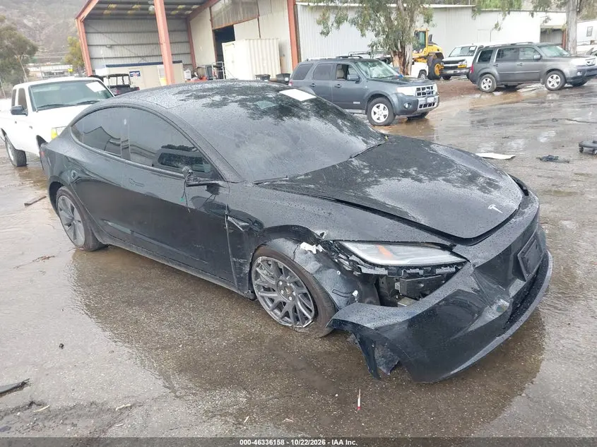 Tesla Model 3 Long Range Rear-Wheel Drive/Standard Rear-Wheel Drive 2025