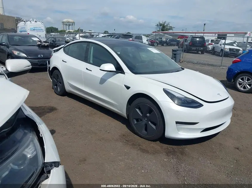 Tesla Model 3 Rear-Wheel Drive 2023