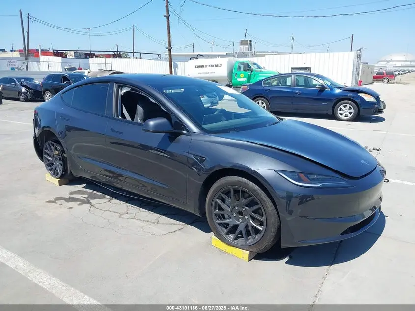 Tesla Model 3 Long Range Dual Motor All-Wheel Drive/Rear-Wheel Drive 2024