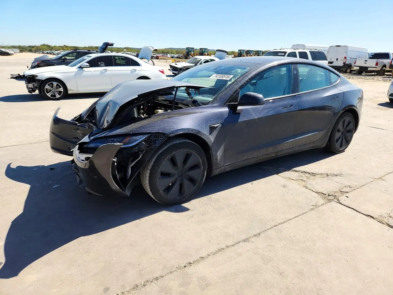 Tesla Model 3 2025