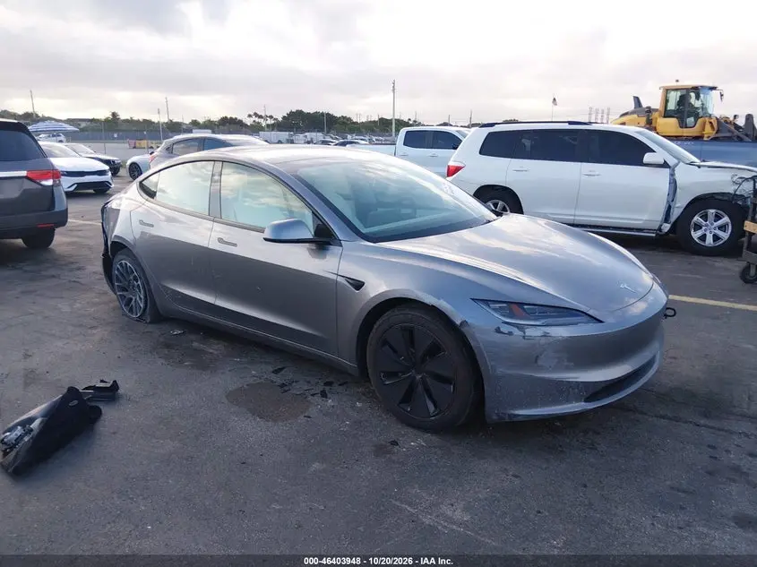 Tesla Model 3 Long Range Rear-Wheel Drive/Standard Rear-Wheel Drive 2025