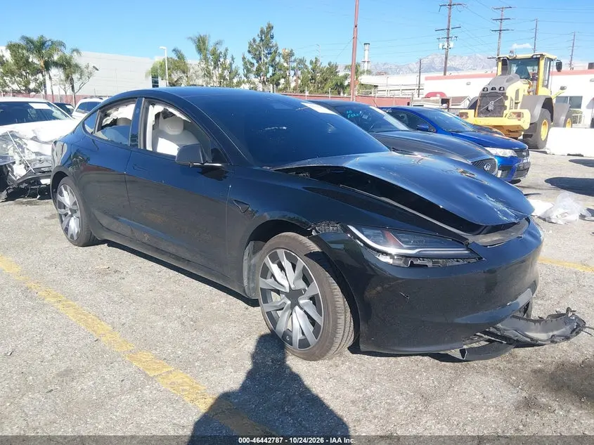 Tesla Model 3 Long Range Rear-Wheel Drive/Standard Rear-Wheel Drive 2025