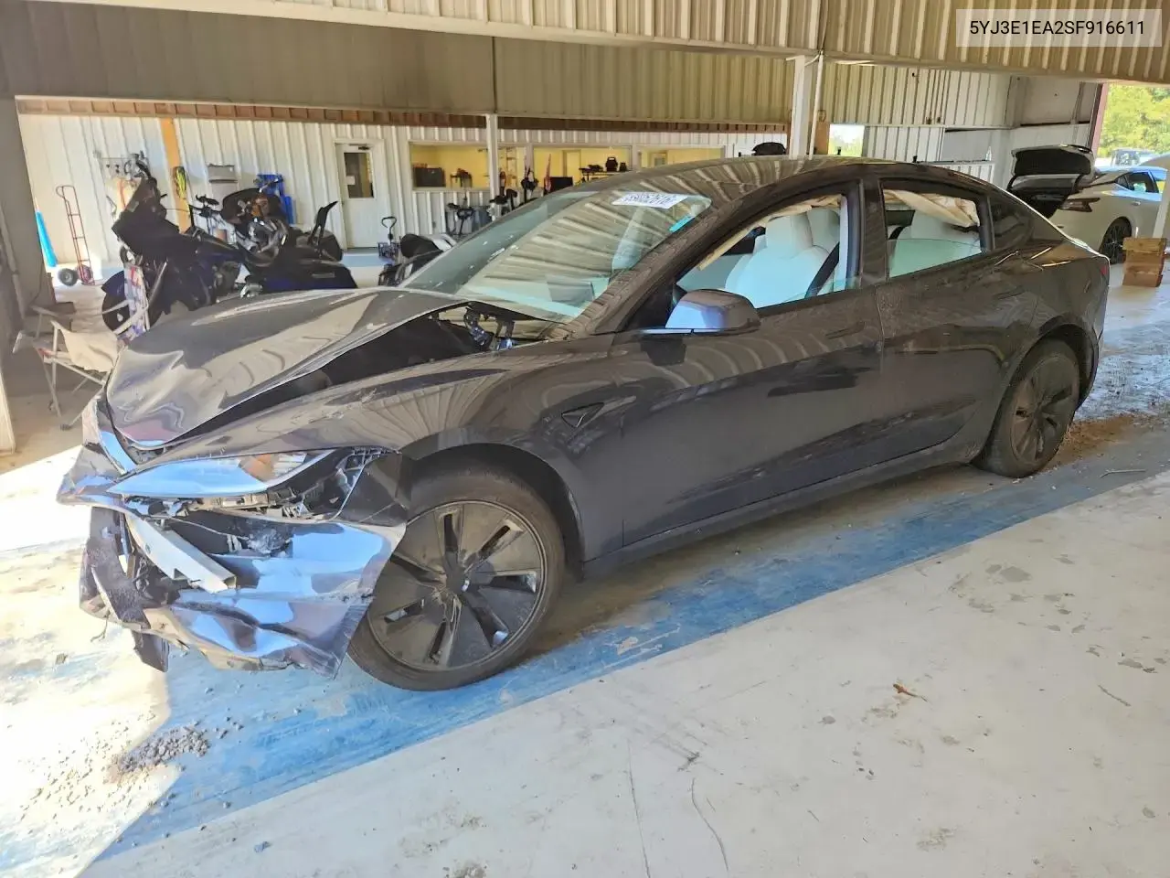 Tesla Model 3 2025