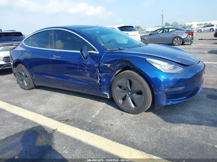 Tesla Model 3 Standard Range Plus Rear-Wheel Drive/Standard Range Rear-Wheel Drive 2020