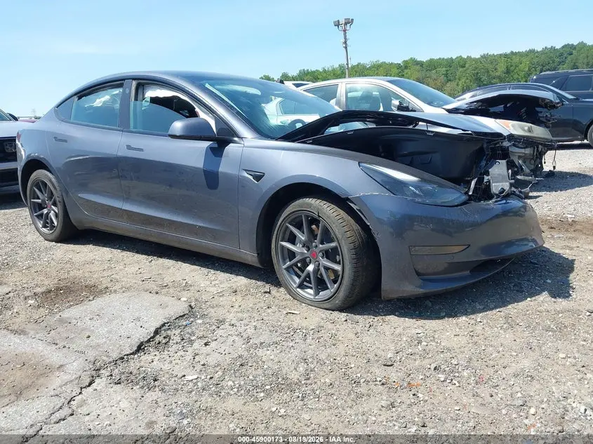 Tesla Model 3 Standard Range Plus Rear-Wheel Drive 2021