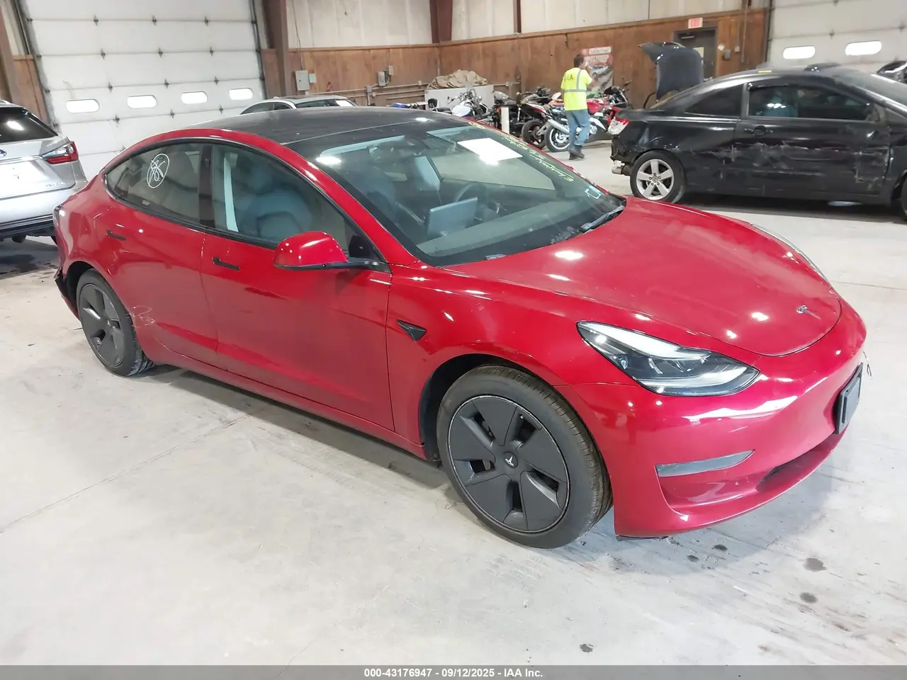 Tesla Model 3 Rear-Wheel Drive 2022