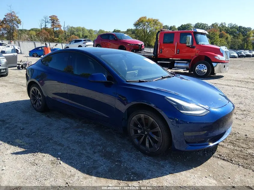 Tesla Model 3 Rear-Wheel Drive 2022