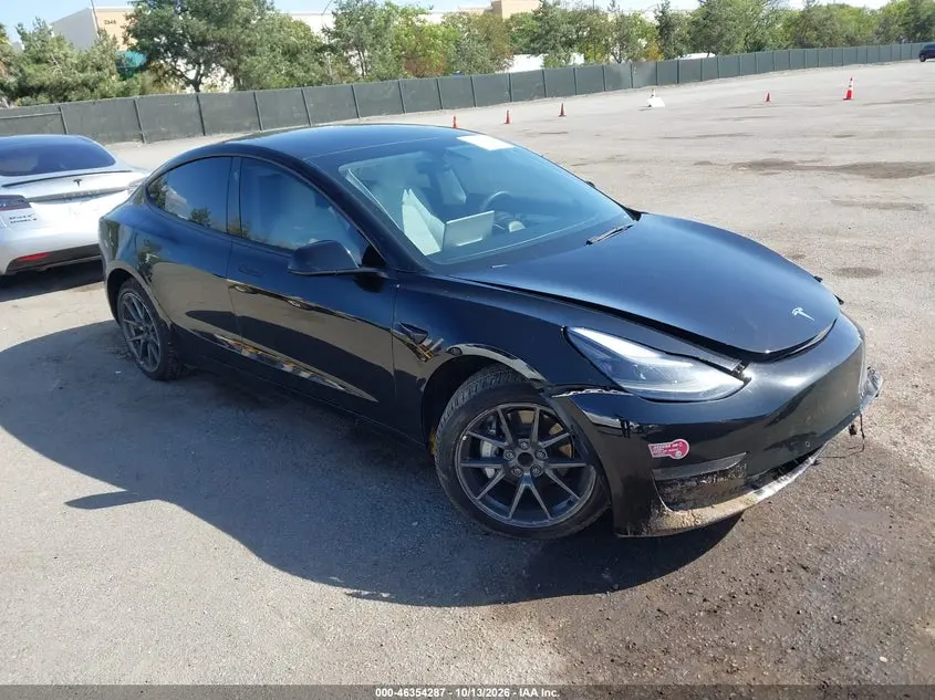 Tesla Model 3 Rear-Wheel Drive 2022