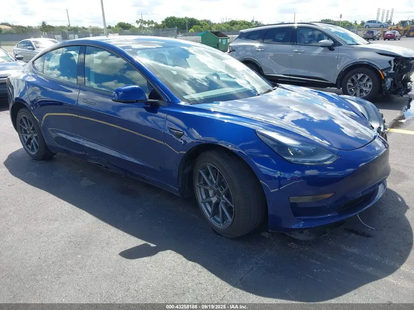 Tesla Model 3 Rear-Wheel Drive 2023