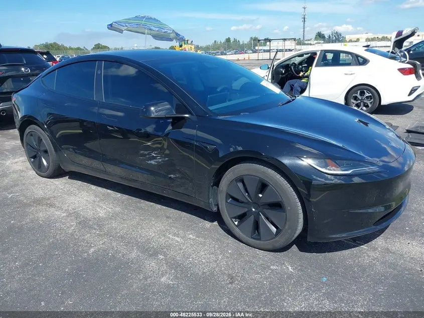 Tesla Model 3 Long Range Dual Motor Rear-Wheel Drive/Rear-Wheel Drive 2024