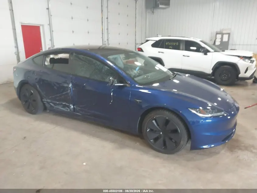 Tesla Model 3 Long Range Rear-Wheel Drive/Standard Rear-Wheel Drive 2025