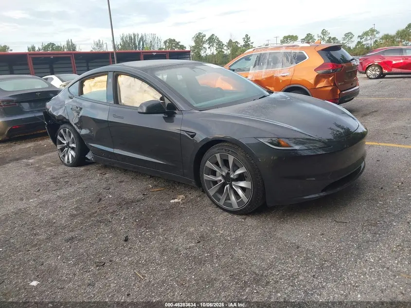 Tesla Model 3 Premium Rear-Wheel Drive/Rear-Wheel Drive 2026