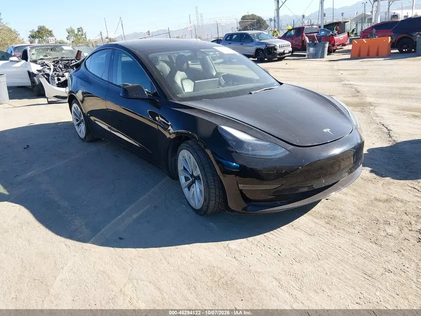Tesla Model 3 Rear-Wheel Drive 2022