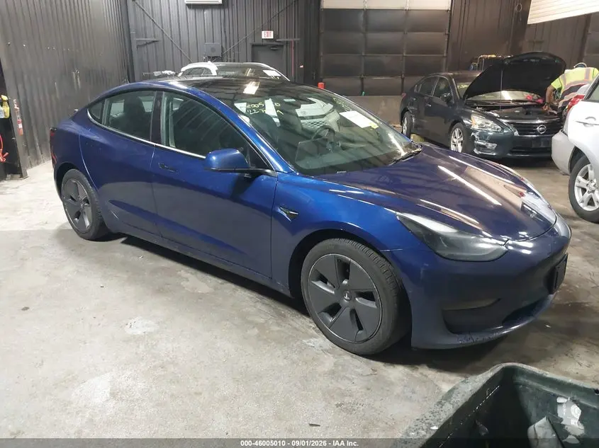 Tesla Model 3 Rear-Wheel Drive 2022