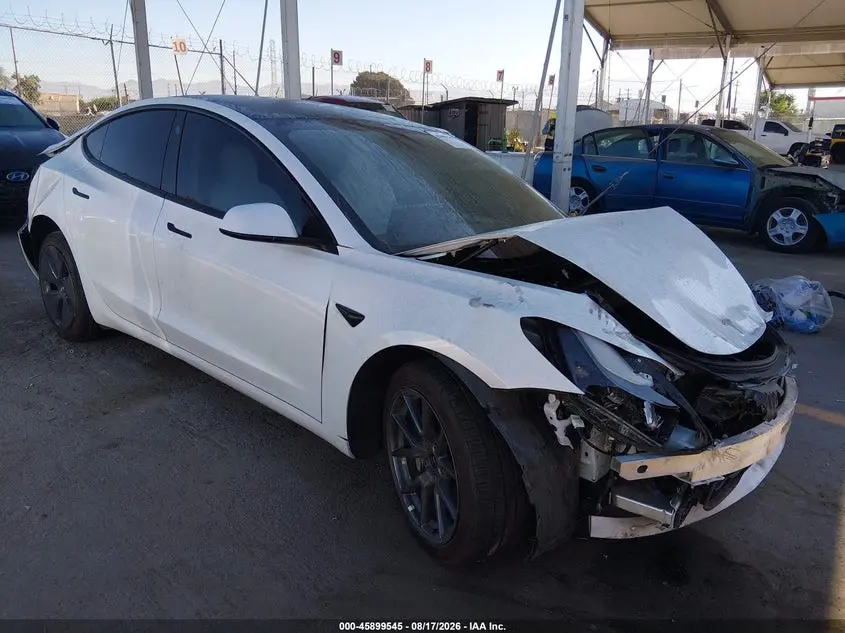 Tesla Model 3 Rear-Wheel Drive 2022