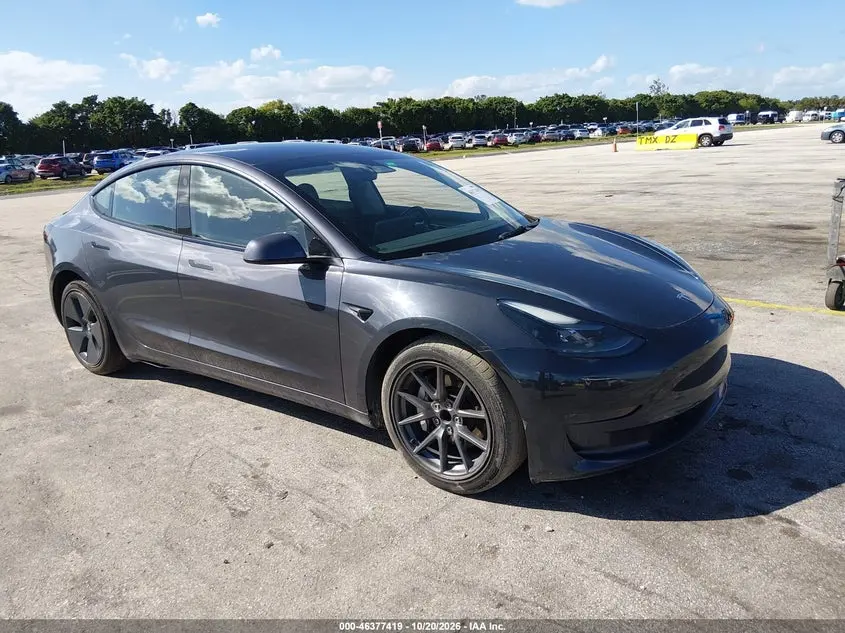 Tesla Model 3 Rear-Wheel Drive 2023