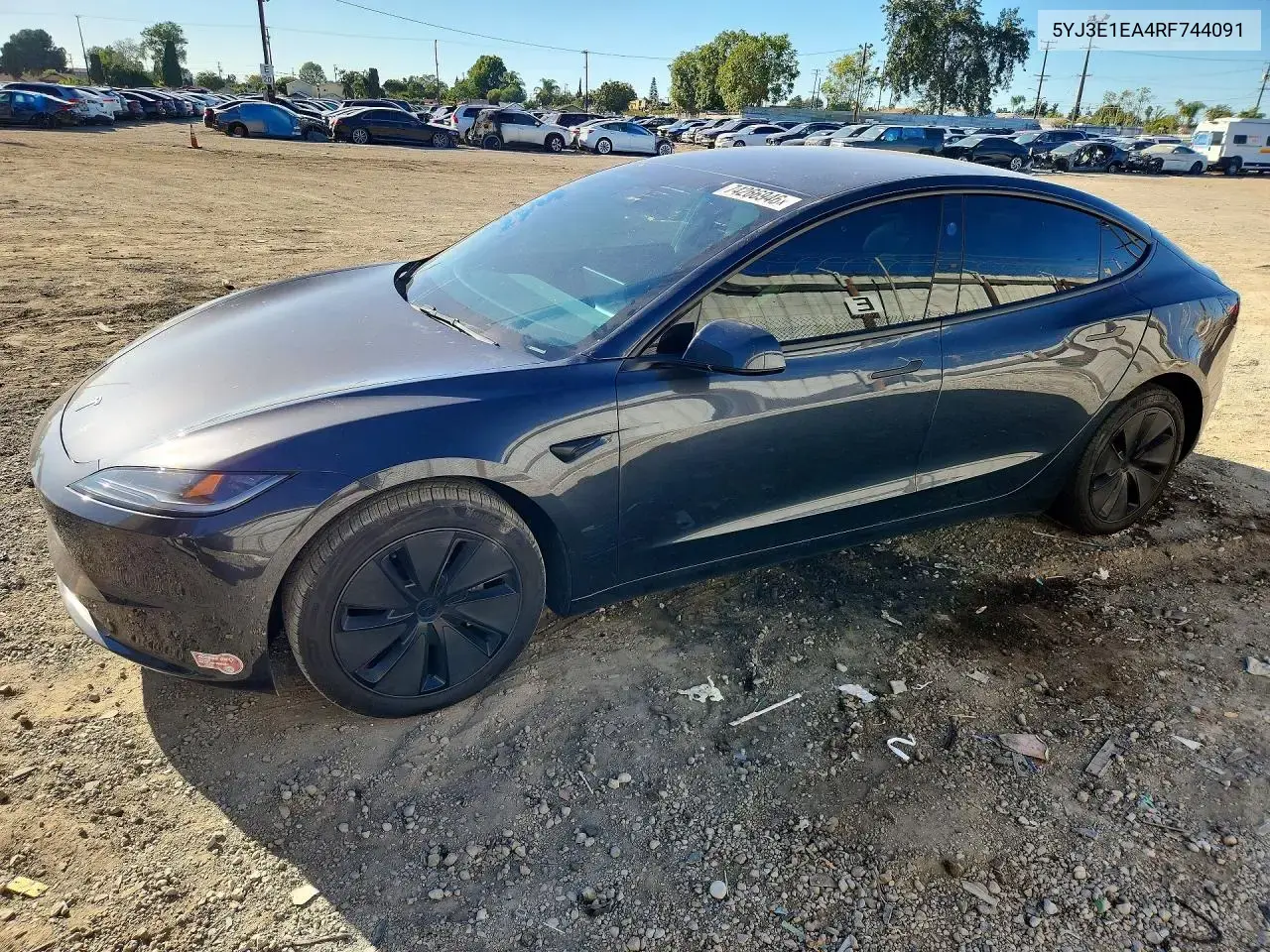 Tesla Model 3 2024