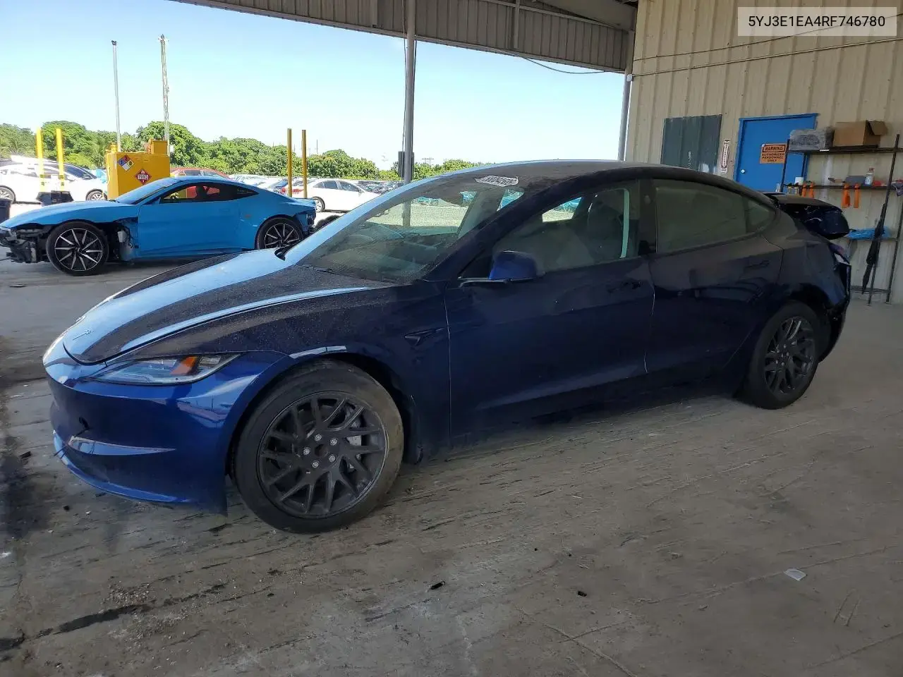 Tesla Model 3 2024