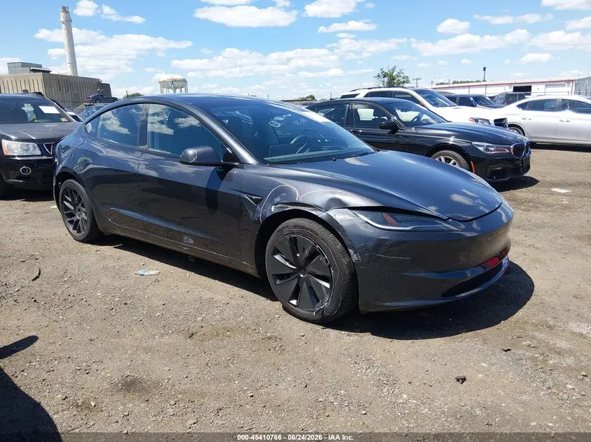 Tesla Model 3 Long Range Dual Motor All-Wheel Drive/Rear-Wheel Drive 2024