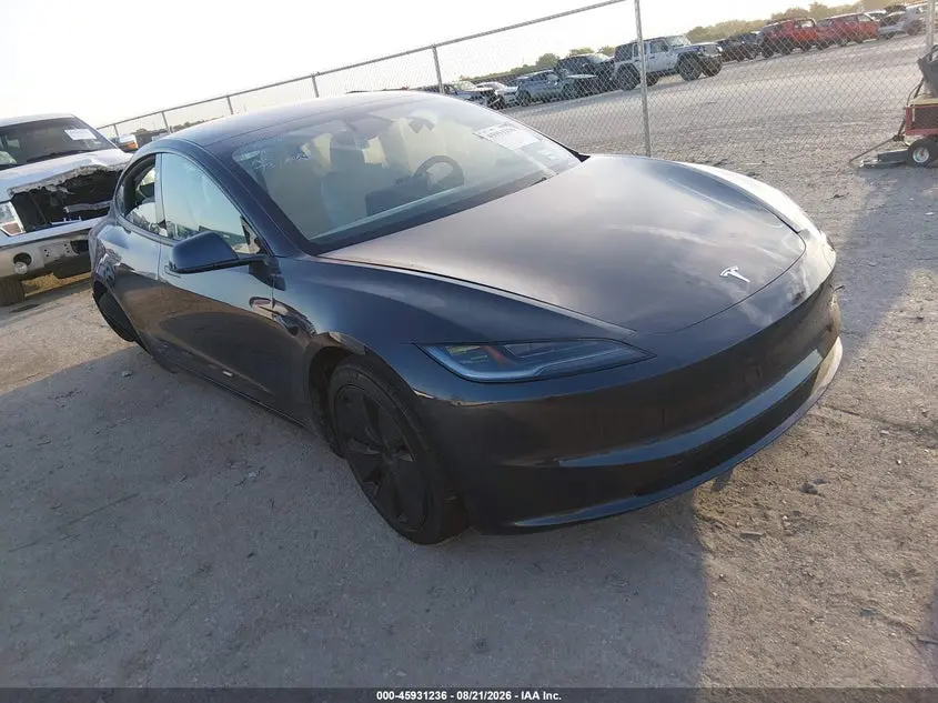 Tesla Model 3 Long Range Rear-Wheel Drive/Standard Rear-Wheel Drive 2025